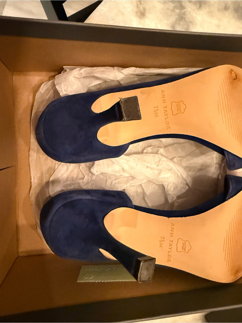 Ann Taylor Blue Suede Pointed-Toe D'Orsay Heels - Picture 5 of 7